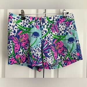 Lilly Pulitzer Shorts, “Callahan” in Garden Leopard print size 00